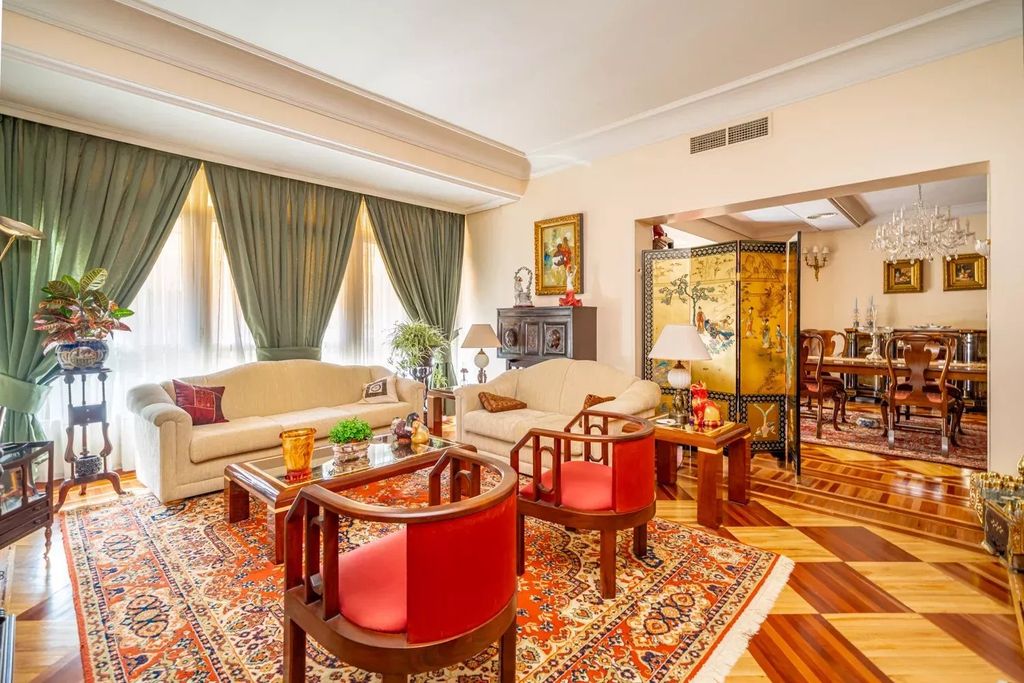 Property photo 3 of 63