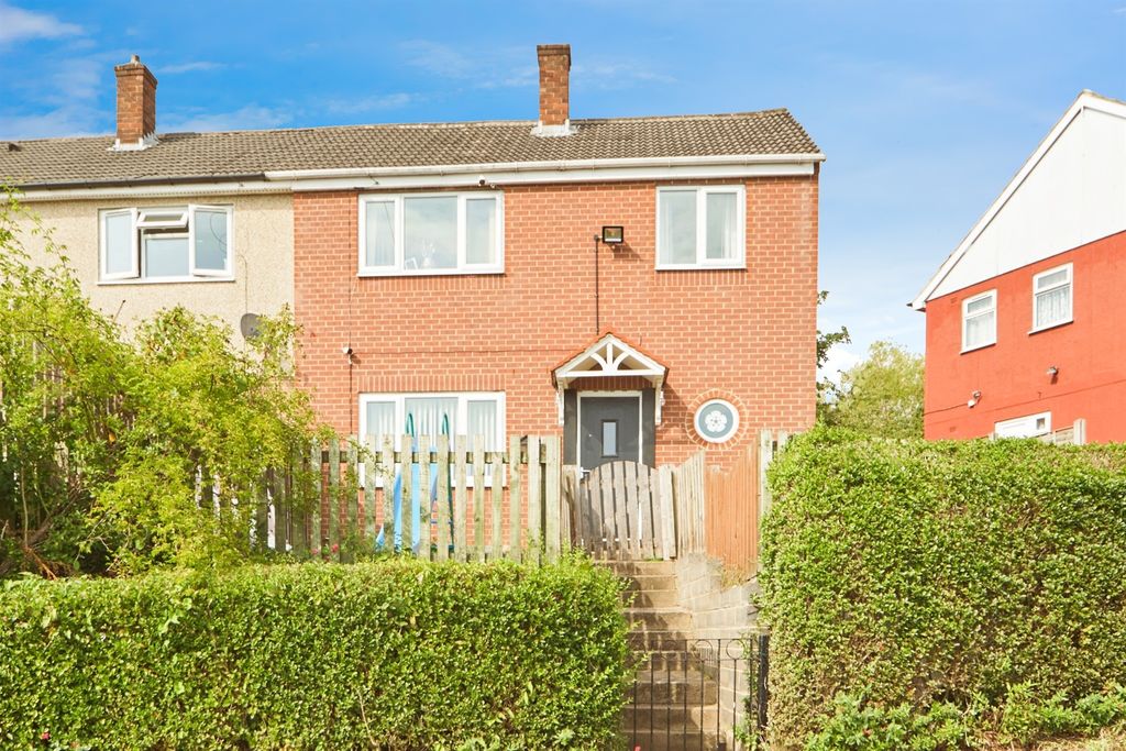 Property photo 1 of 17