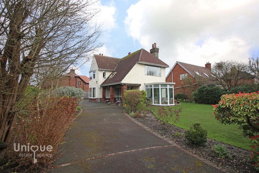 Property photo 1 of 39