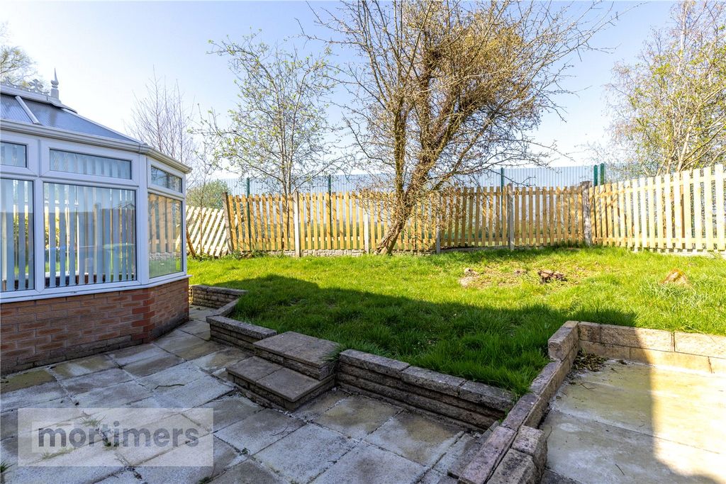 Property photo 3 of 30 Garden