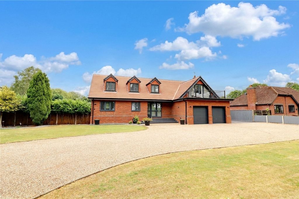 Property photo 1 of 35