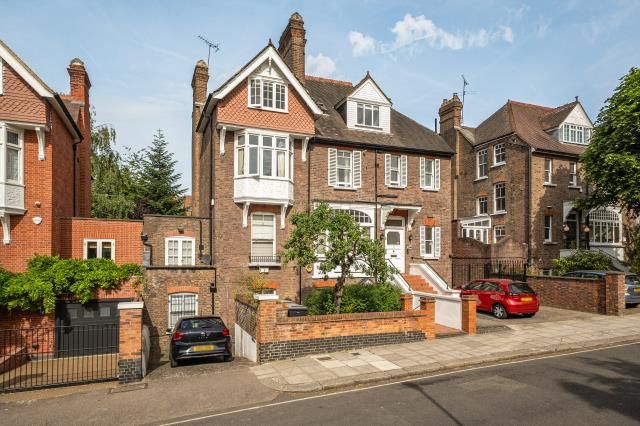 Property photo 1 of 7 External Grounds