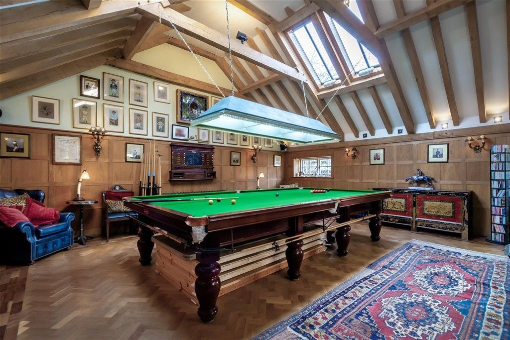 Property photo 2 of 30 Games Room