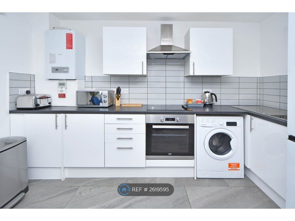 Property photo 3 of 11 Kitchen/Diner