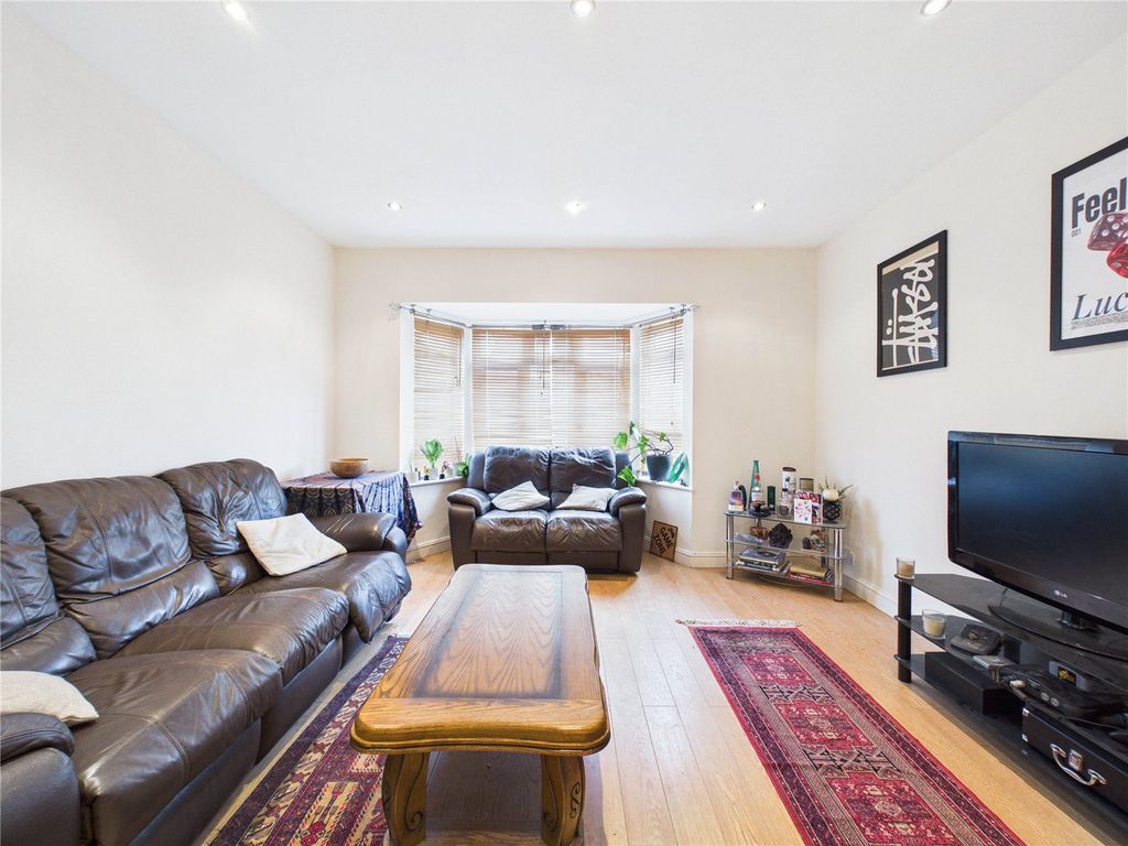 Property photo 1 of 21 Picture No. 24