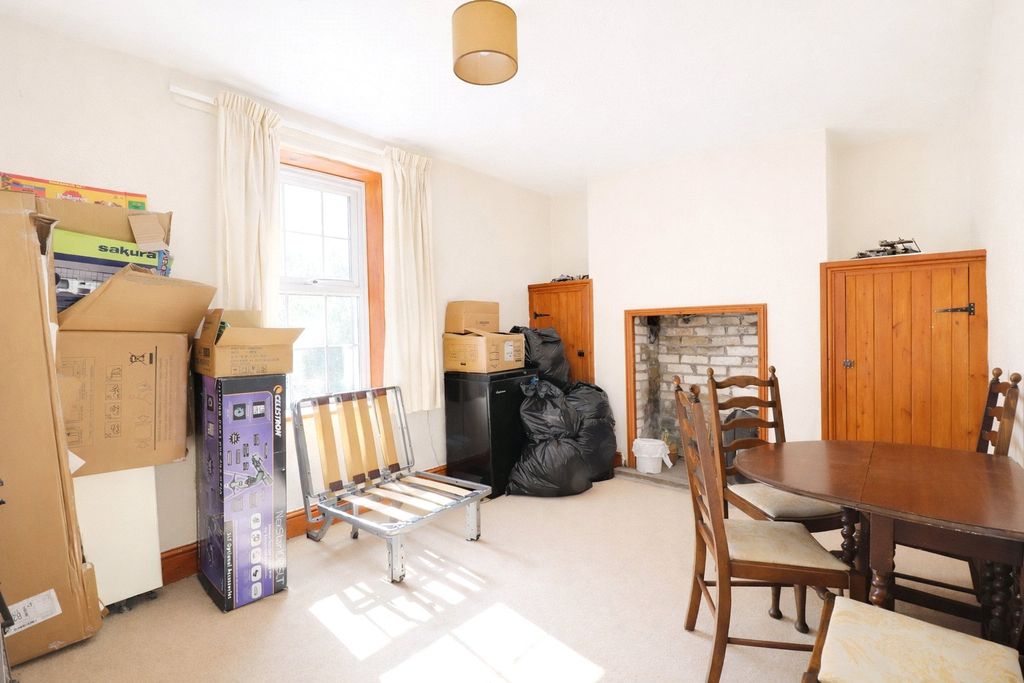 Property photo 3 of 19 3 - Picture No. 16