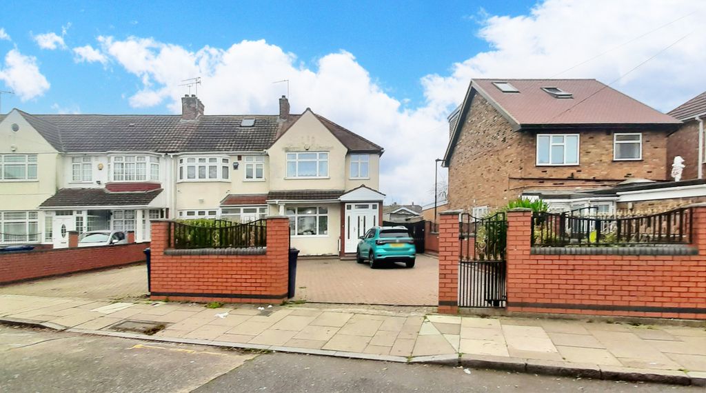 Property photo 1 of 13