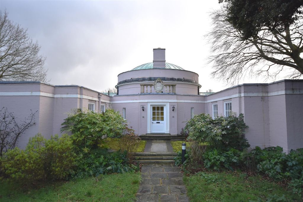 Property photo 1 of 27