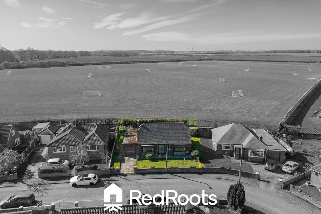 Property photo 2 of 23 4643431