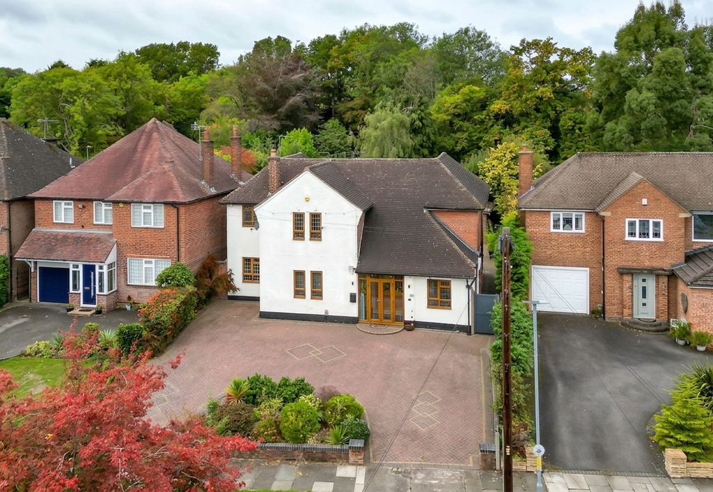 Property photo 1 of 35