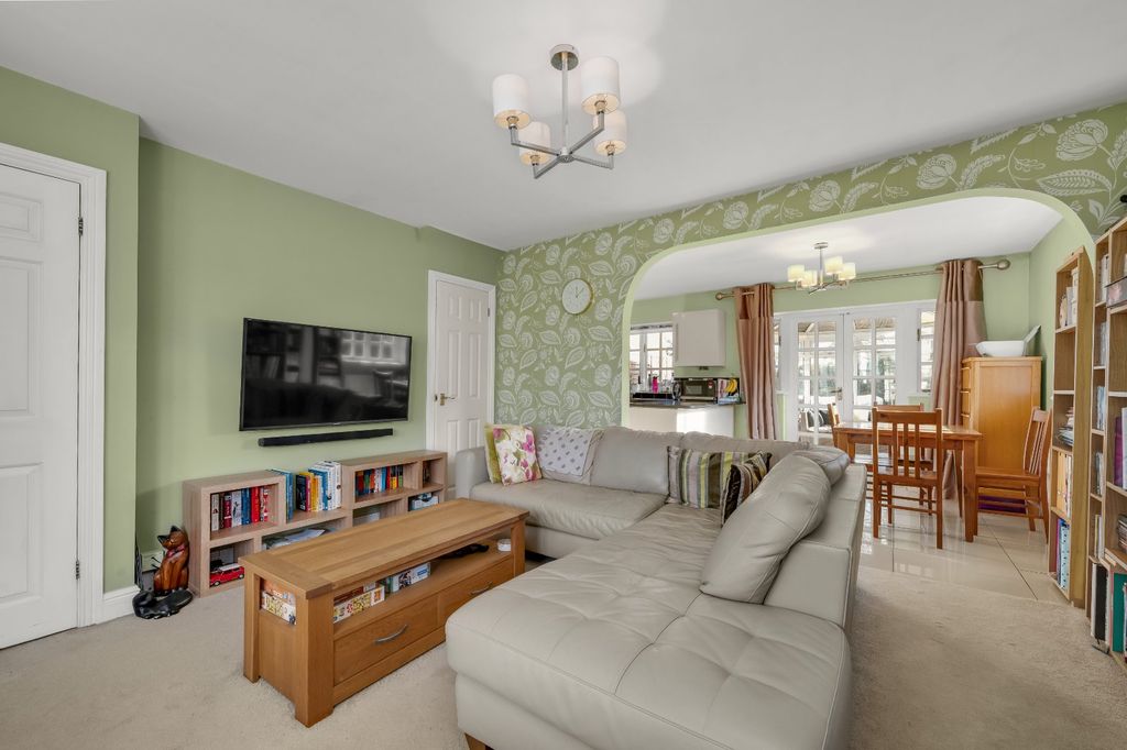 Property photo 3 of 11 Reception/Dining Rm