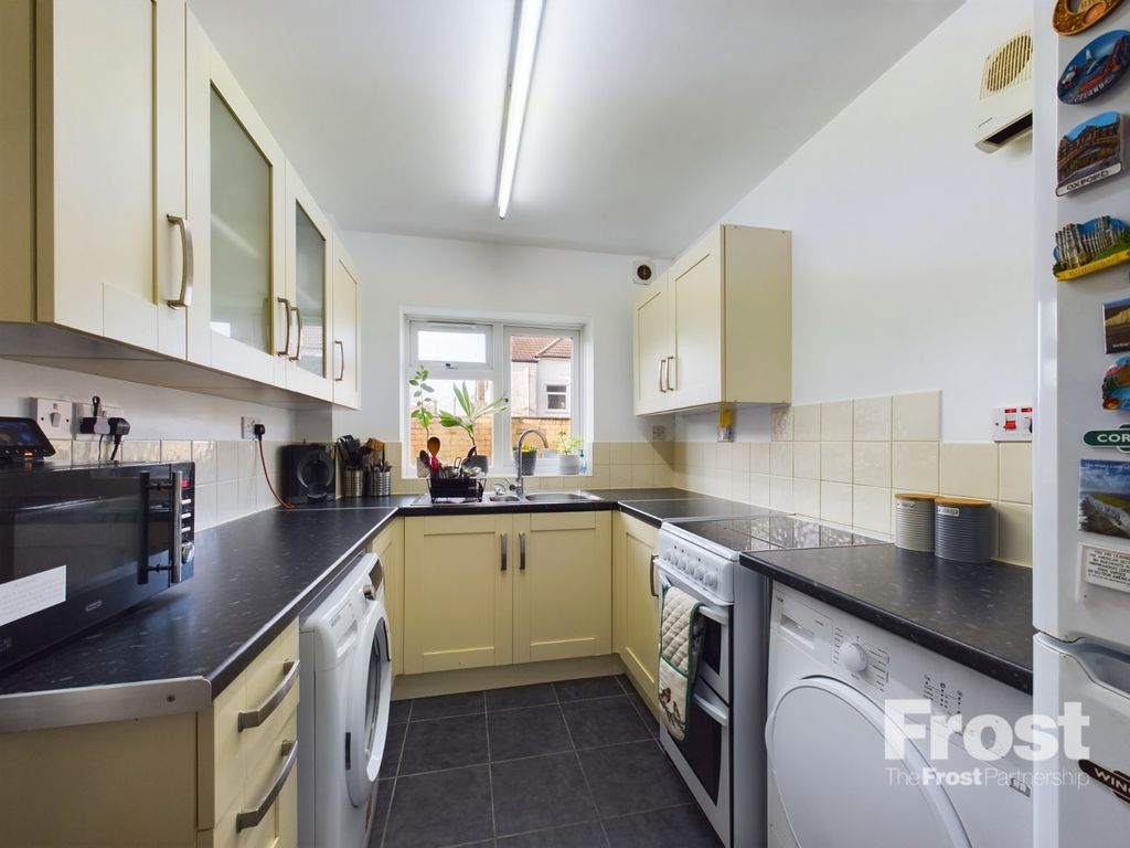 Property photo 3 of 7 Picture No. 09