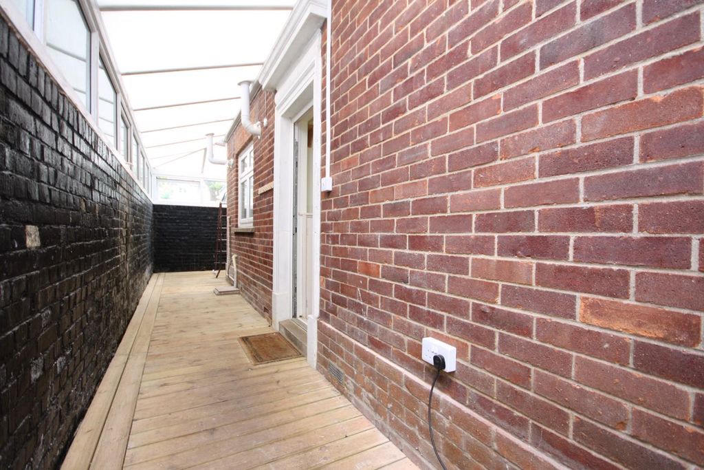 Property photo 3 of 13 Img_1137.Jpg