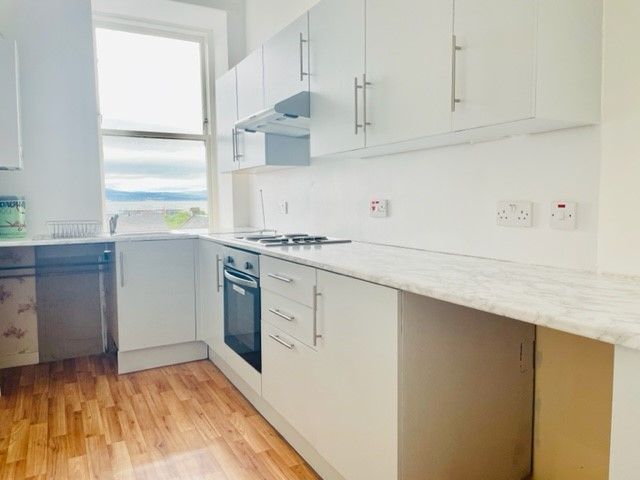 Property photo 1 of 5 Kitchen