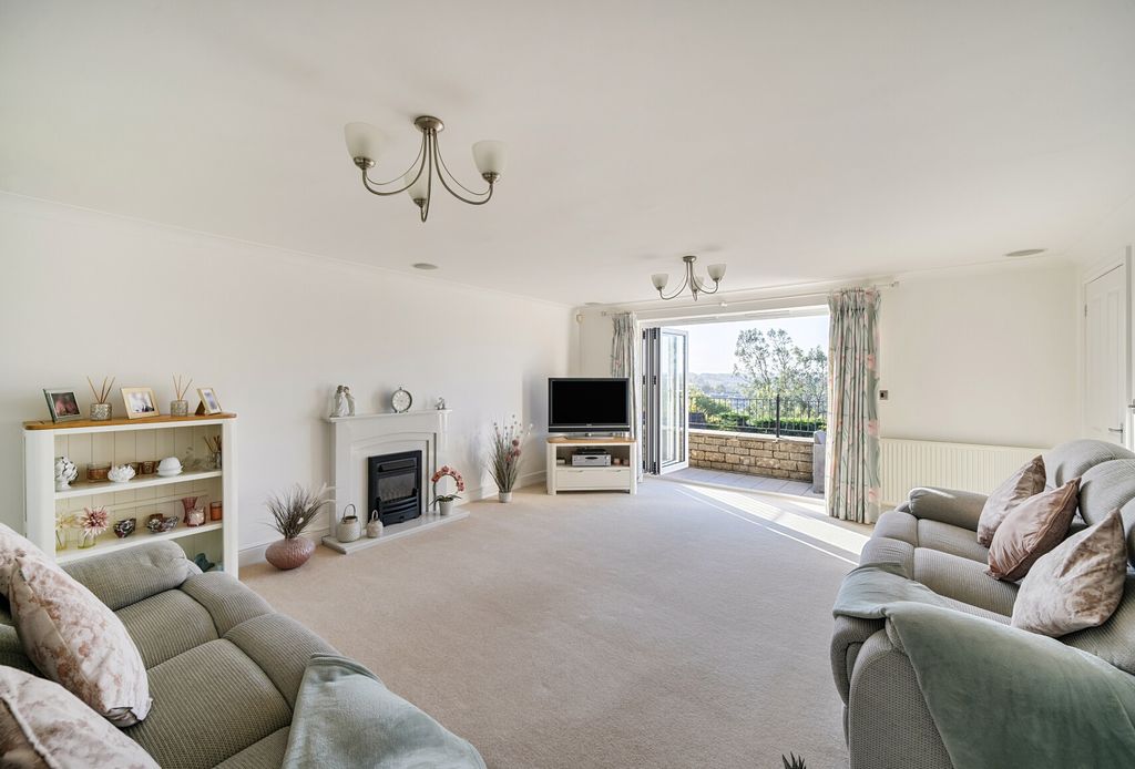 Property photo 1 of 23 1356113-8-68E38d4...