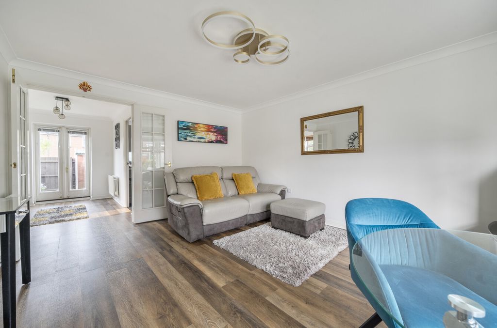 Property photo 3 of 13 1362893-6-68De5Ac...