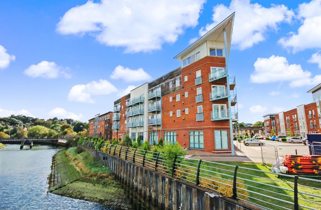 Property photo 1 of 12 Fuqh9Lrvruwhznxr9Allsq.Jpg