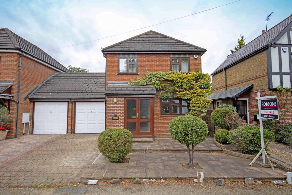 Property photo 1 of 3