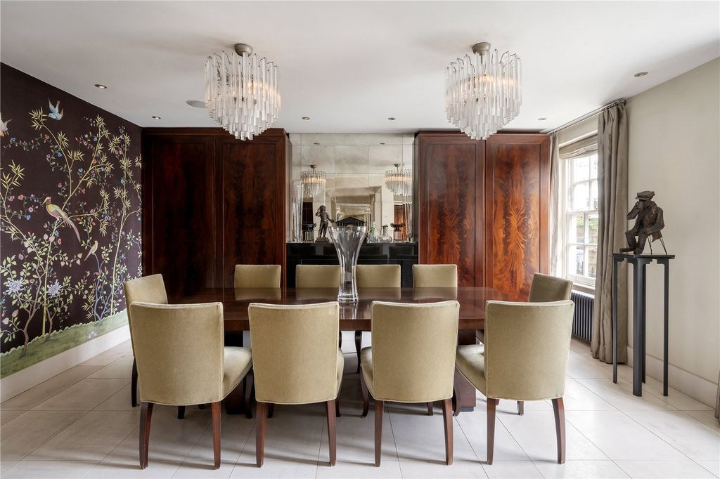 Property photo 3 of 24 Dining Room