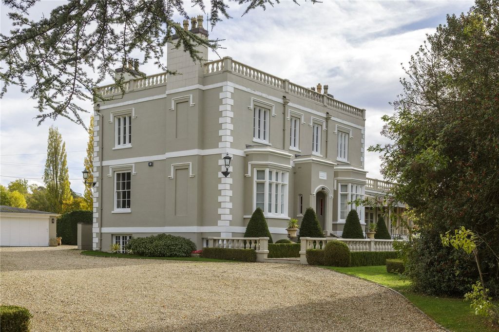 Additional image 4 of 6 bed detached house for saleEvesham, Worcestershire WR11