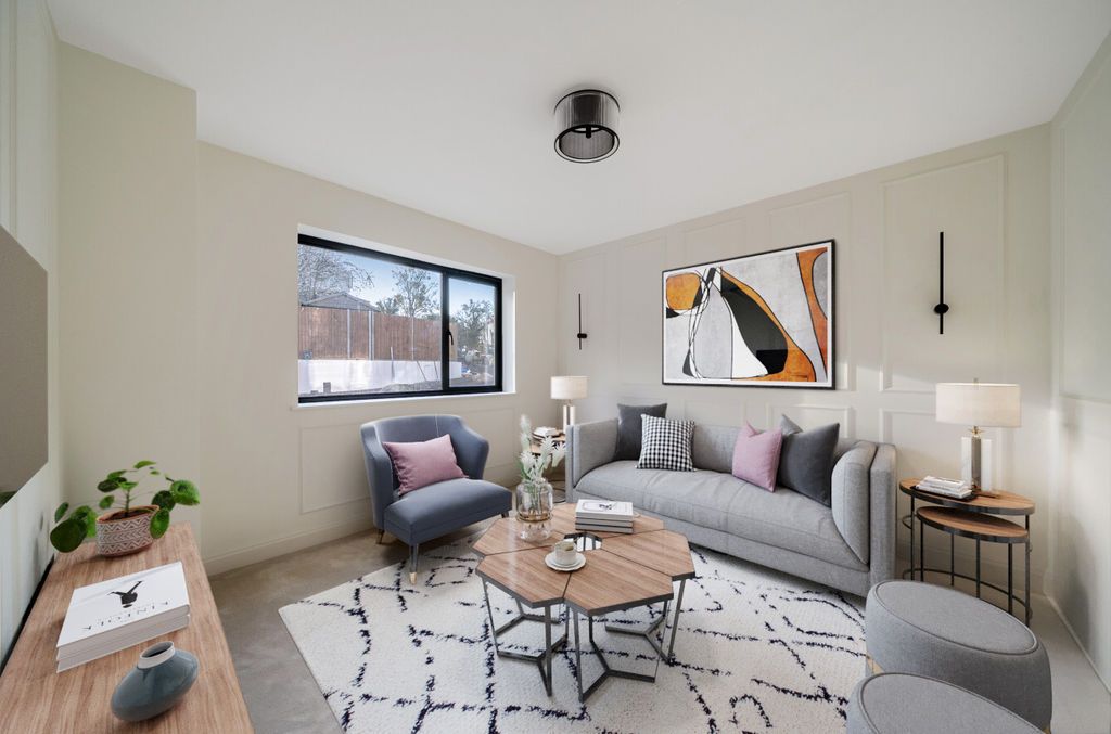 Property photo 3 of 18 Photo 14