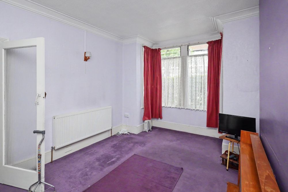 Property photo 3 of 18
