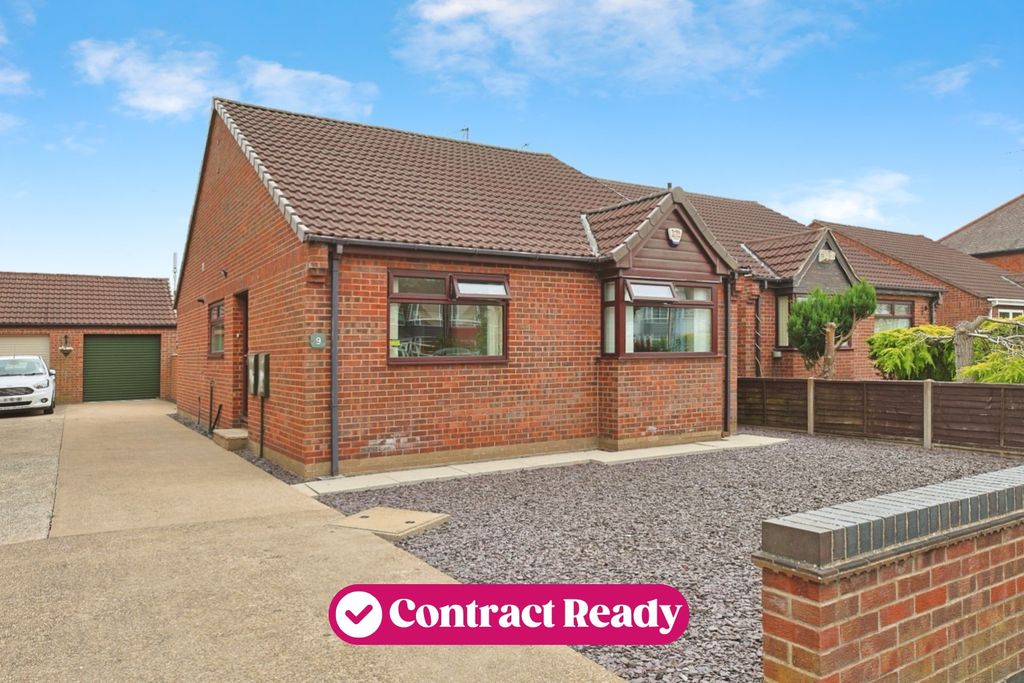 Property photo 1 of 12 4301192