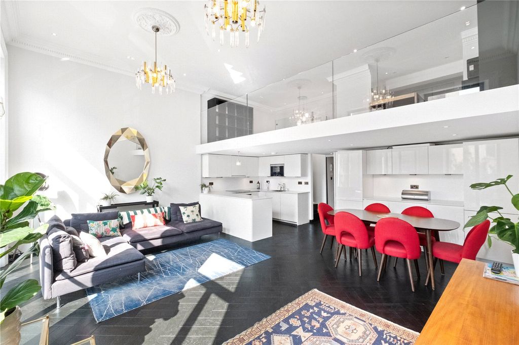 Property photo 2 of 14 Picture No. 04