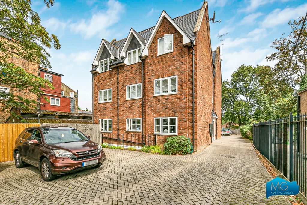 Property photo 1 of 17 Picture No. 26