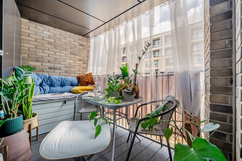 Property photo 2 of 19 1473484-1-6A27Ea7...