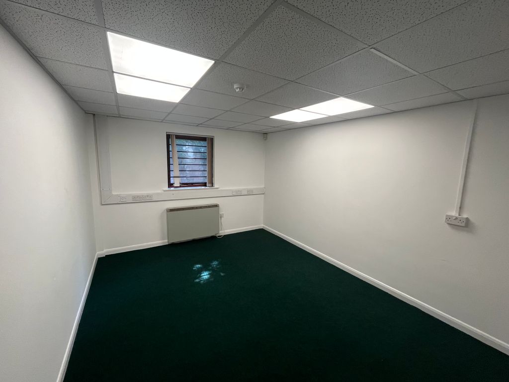 Property photo 3 of 5
