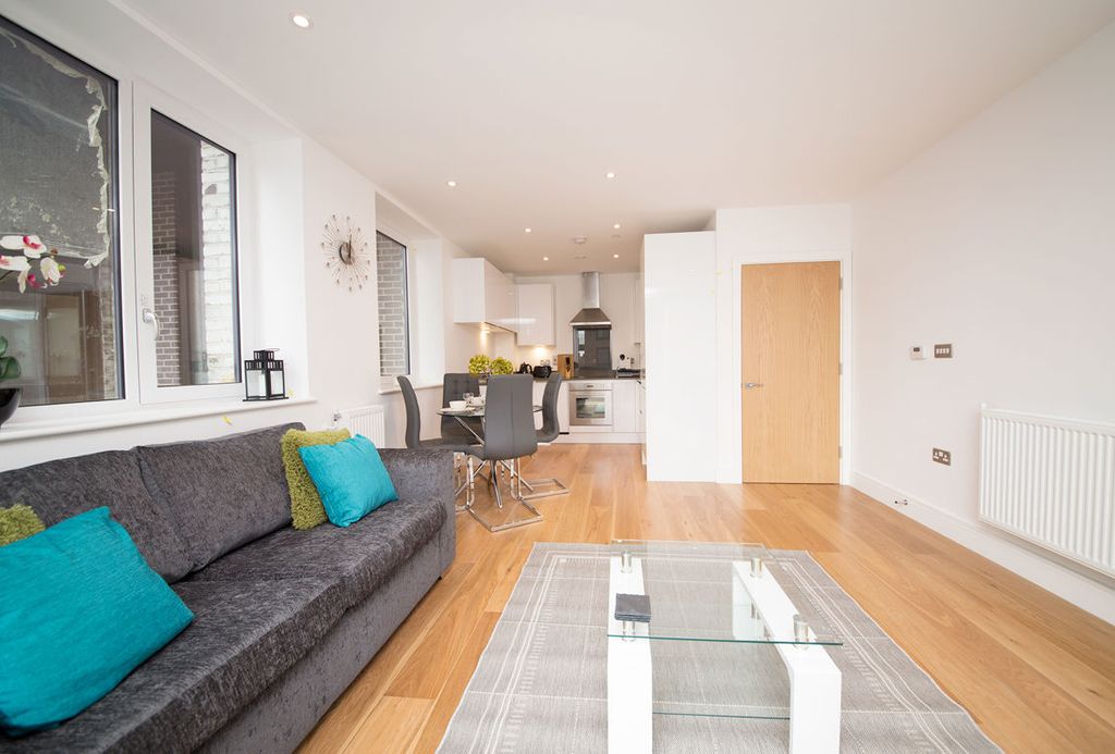 Property photo 3 of 13