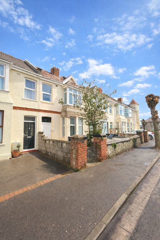 Property photo 1 of 12