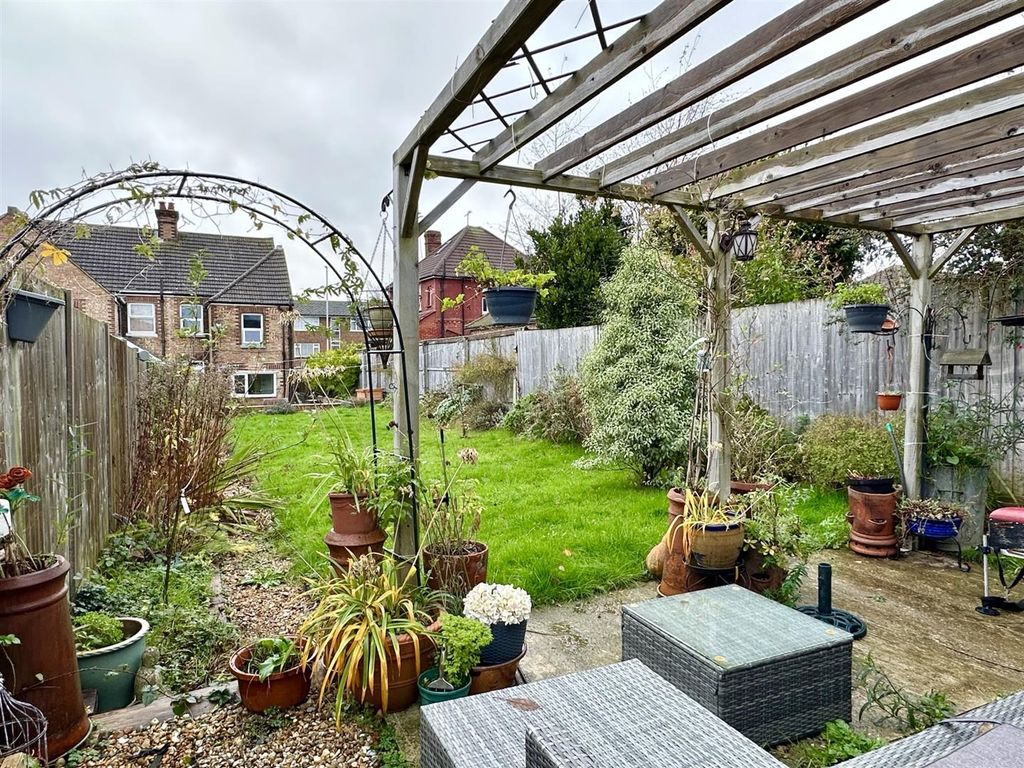 Property photo 3 of 18