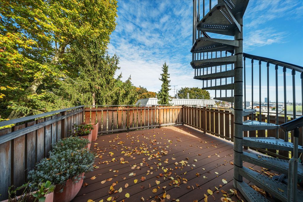 Property photo 1 of 22 Image