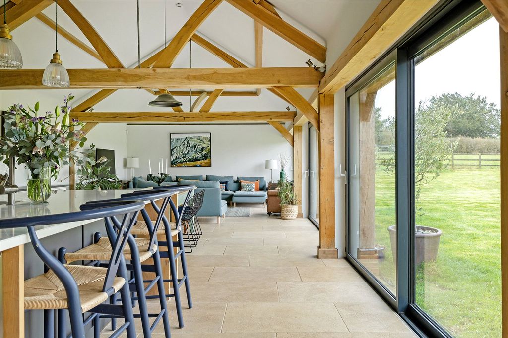 Property photo 3 of 34 Picture No. 66