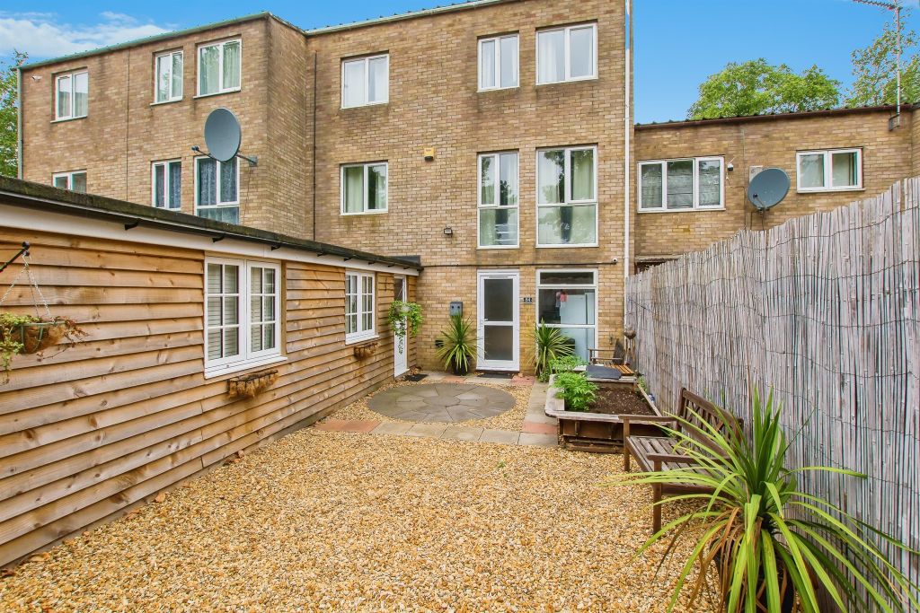 Property photo 1 of 17