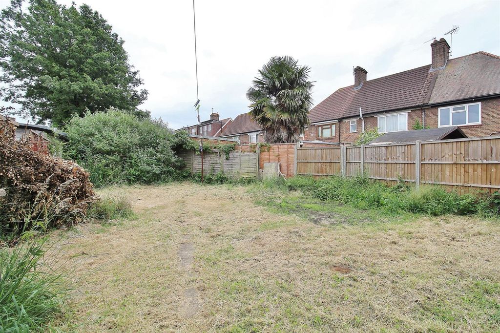 Property photo 3 of 8