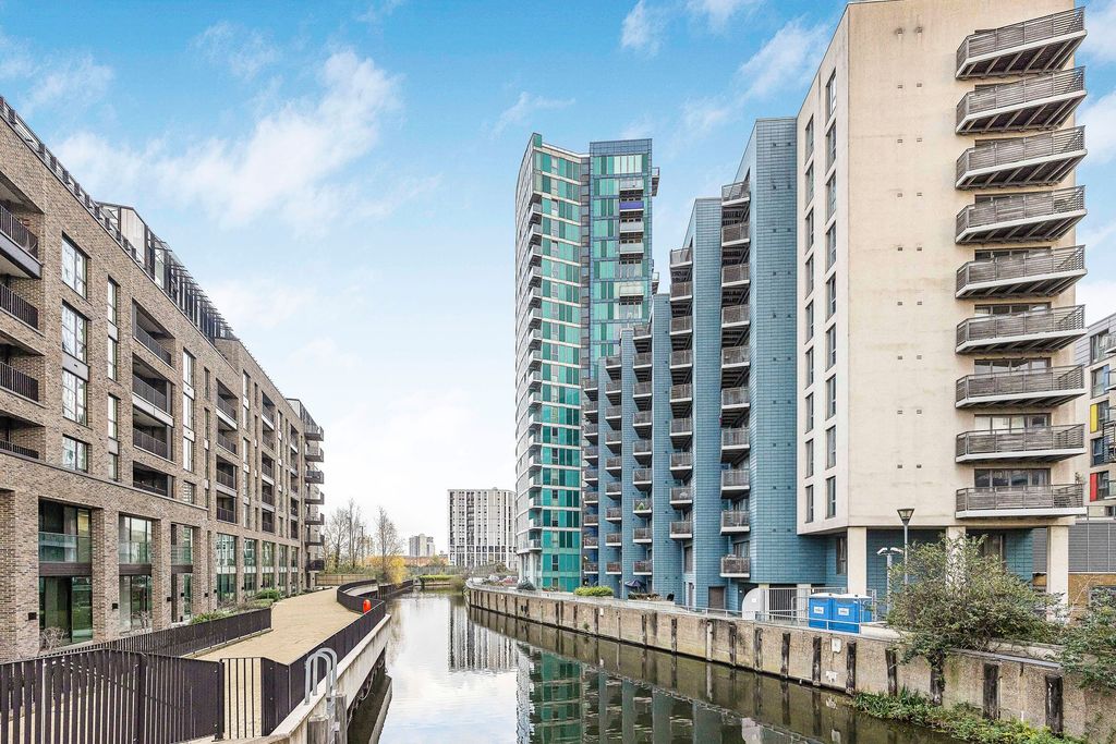 Property photo 2 of 10