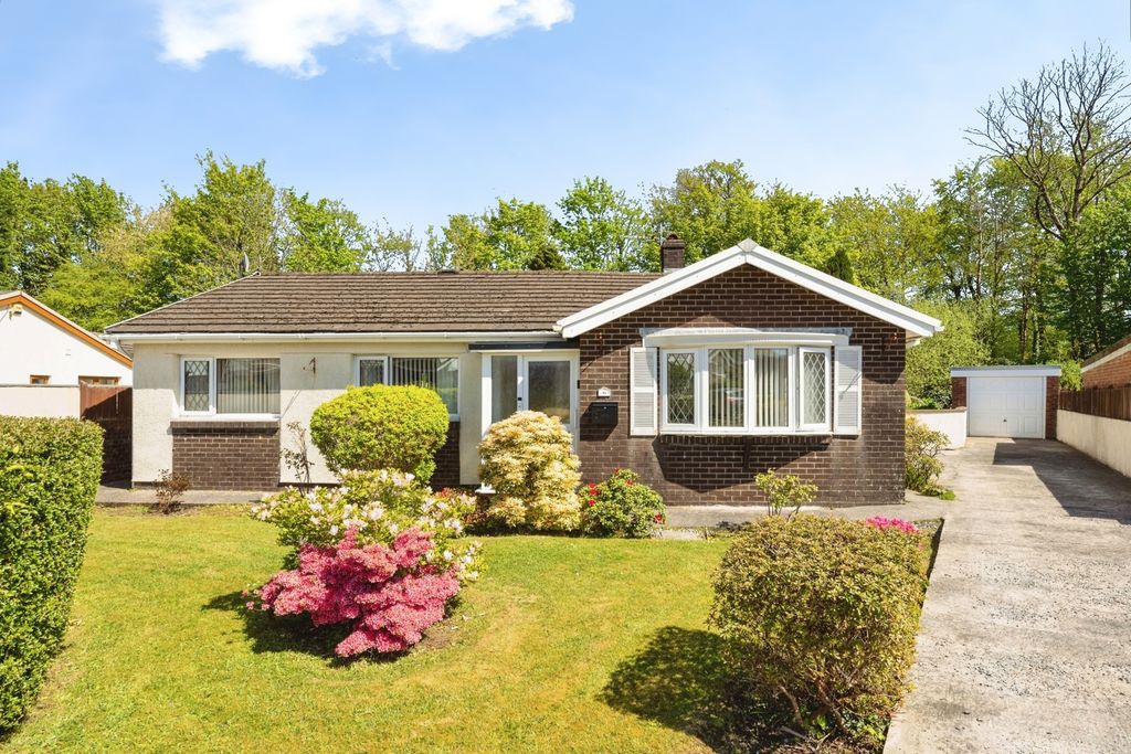 Property photo 1 of 27 Pbox-Img.Jpg