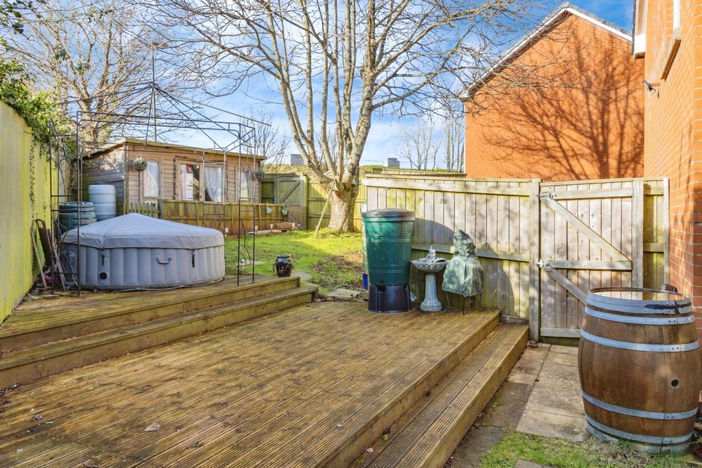 Property photo 2 of 17 Photography