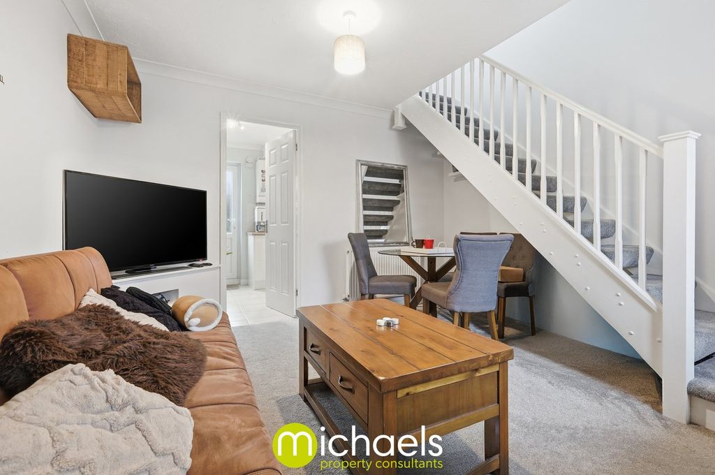 Property photo 3 of 21