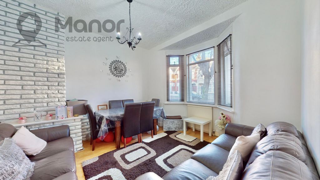 Property photo 2 of 27 Strone-Road-01092025_233043