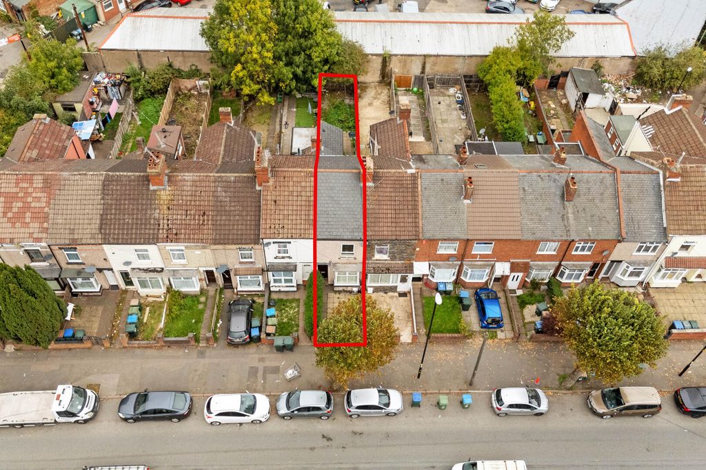 Property photo 2 of 14 Front (Exterior)