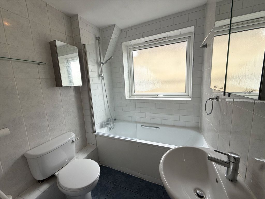 Property photo 3 of 4 Picture No. 52
