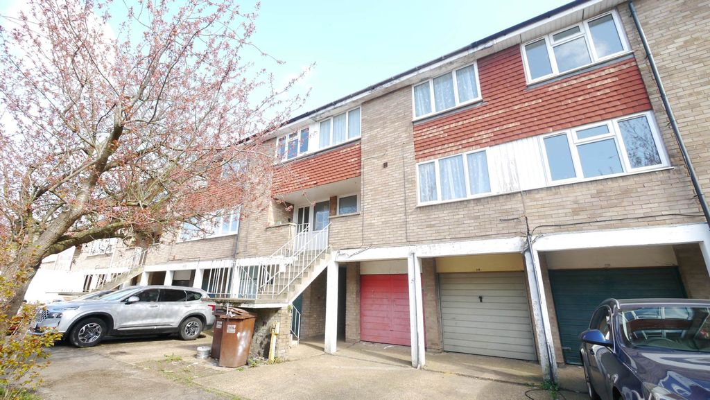 Property photo 1 of 25