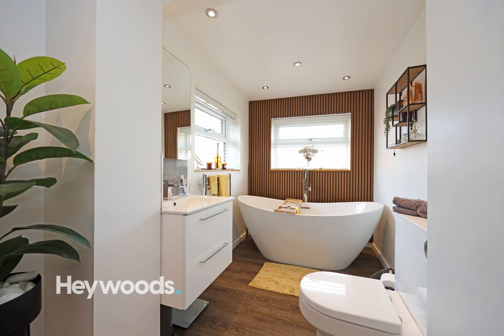 Property photo 2 of 39 0F1A7618