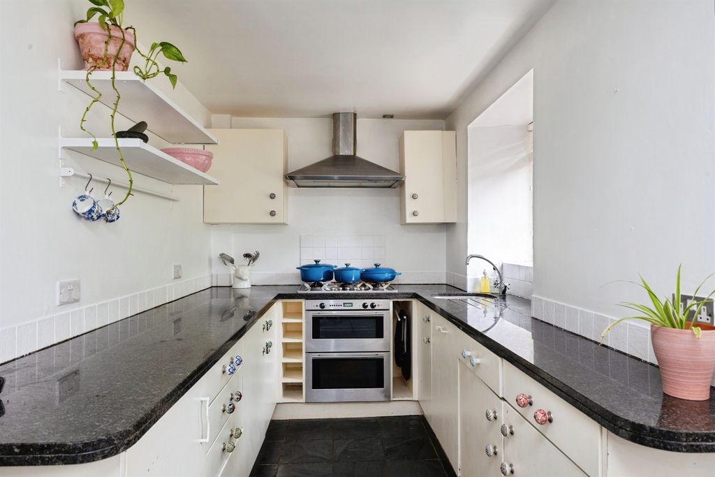 Additional image 8 of 3 bed flat for salePembroke Road, Clifton, Bristol BS8