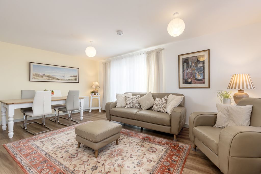 Property photo 3 of 16 Property Image 3