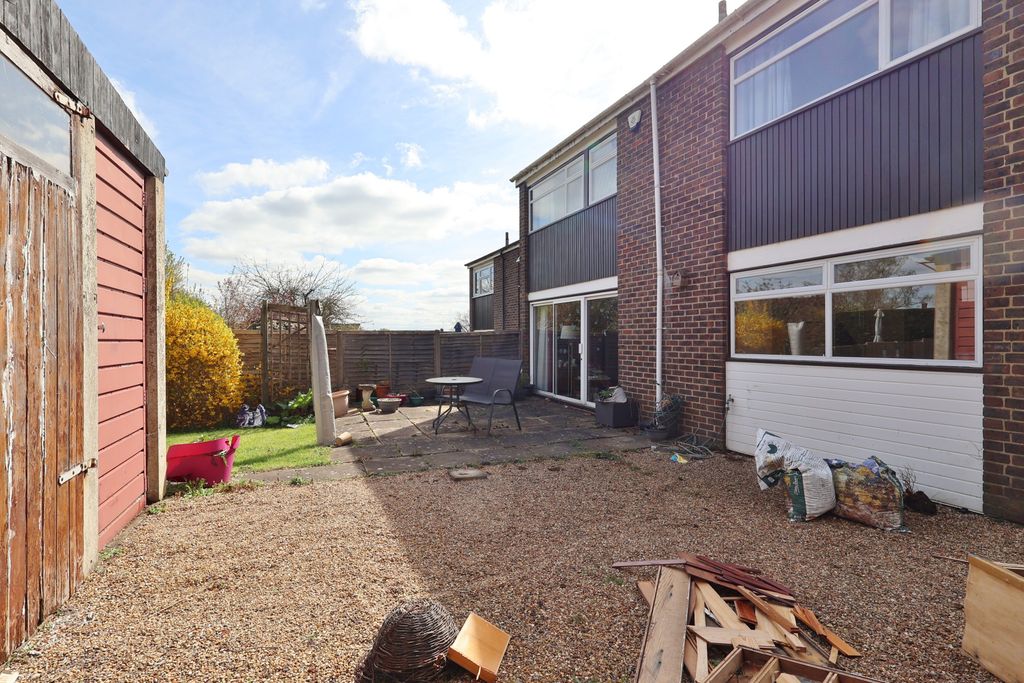 Property photo 3 of 36